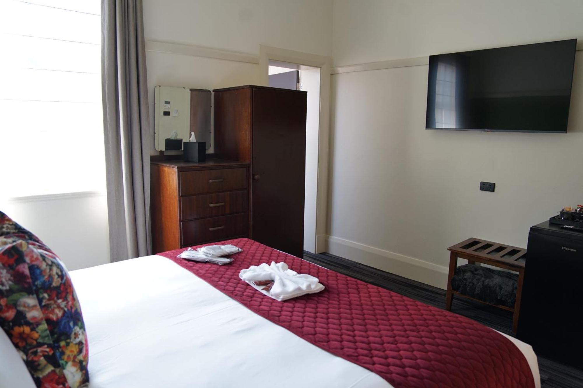 Hotel Queanbeyan Canberra מראה חיצוני תמונה